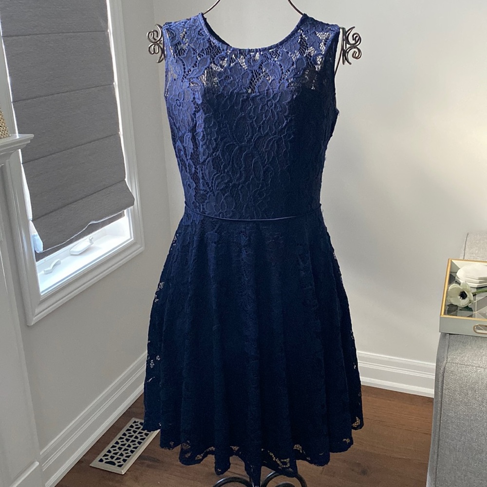 Tahari navy blue lace dress. BNWT. Some pulls/ puffs on side (image shown)